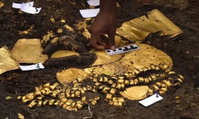 Gold artifacts buried in the lord's tomb. Photo: Panamanian Ministry of Culture