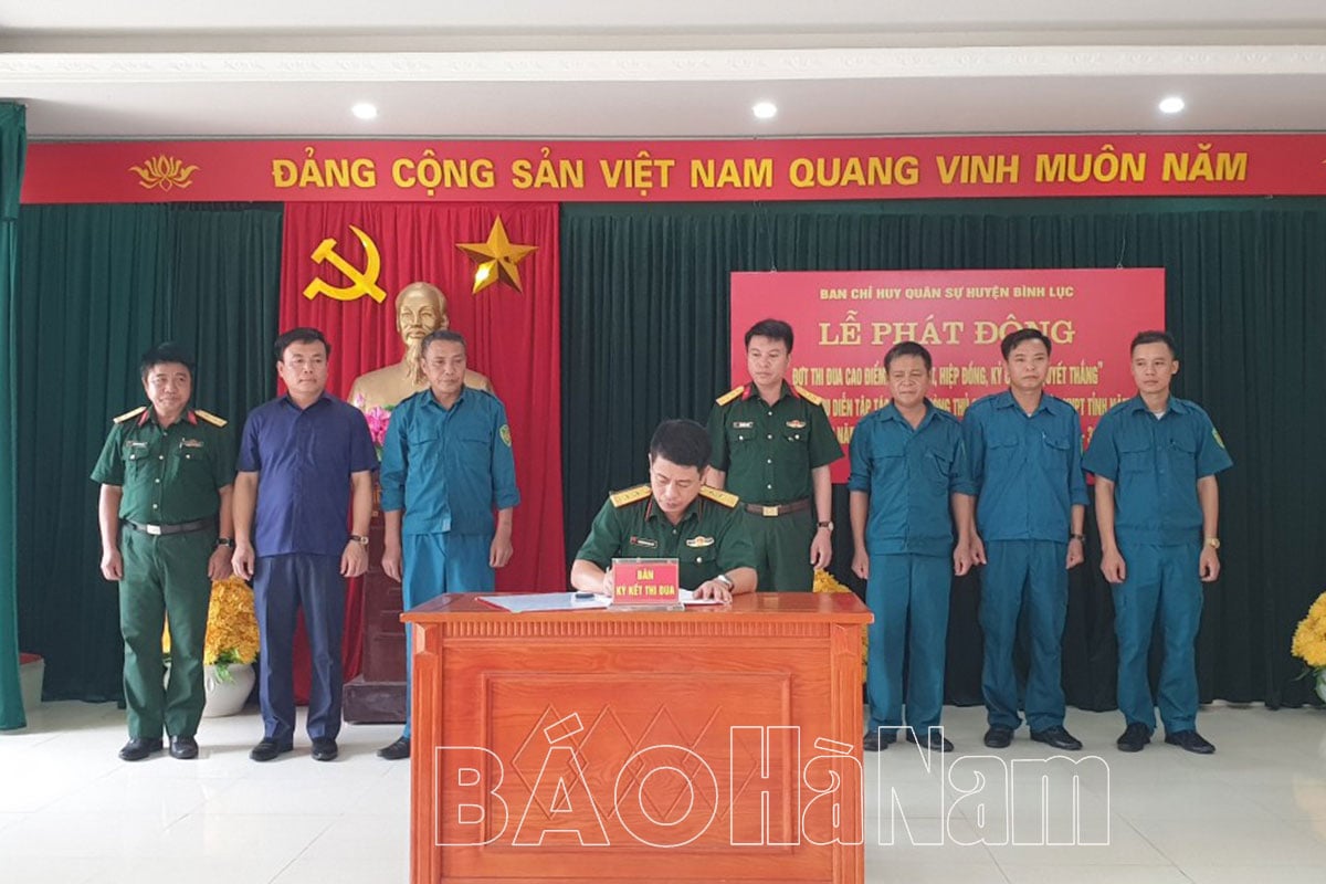 Ban CHQS huyện Bình Lục ký kết, hưởng ứng đợt thi đua cao điểm “Đoàn kết, hiệp đồng, kỷ cương, quyết thắng”