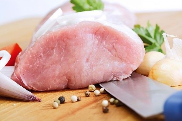 Giá heo hơi đồng loạt "đứng yên", thấp nhất 48.000 đồng/kg