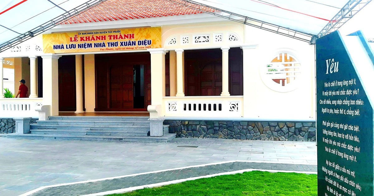 Inauguration of the memorial house of the 'King of love poems' in Binh Dinh