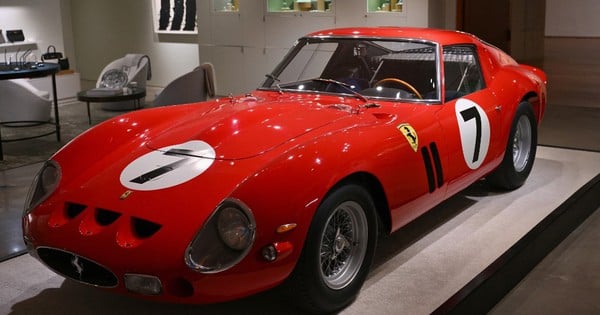 1962년형 페라리 250 GTO 슈퍼카 1조2,600억 VND에 판매