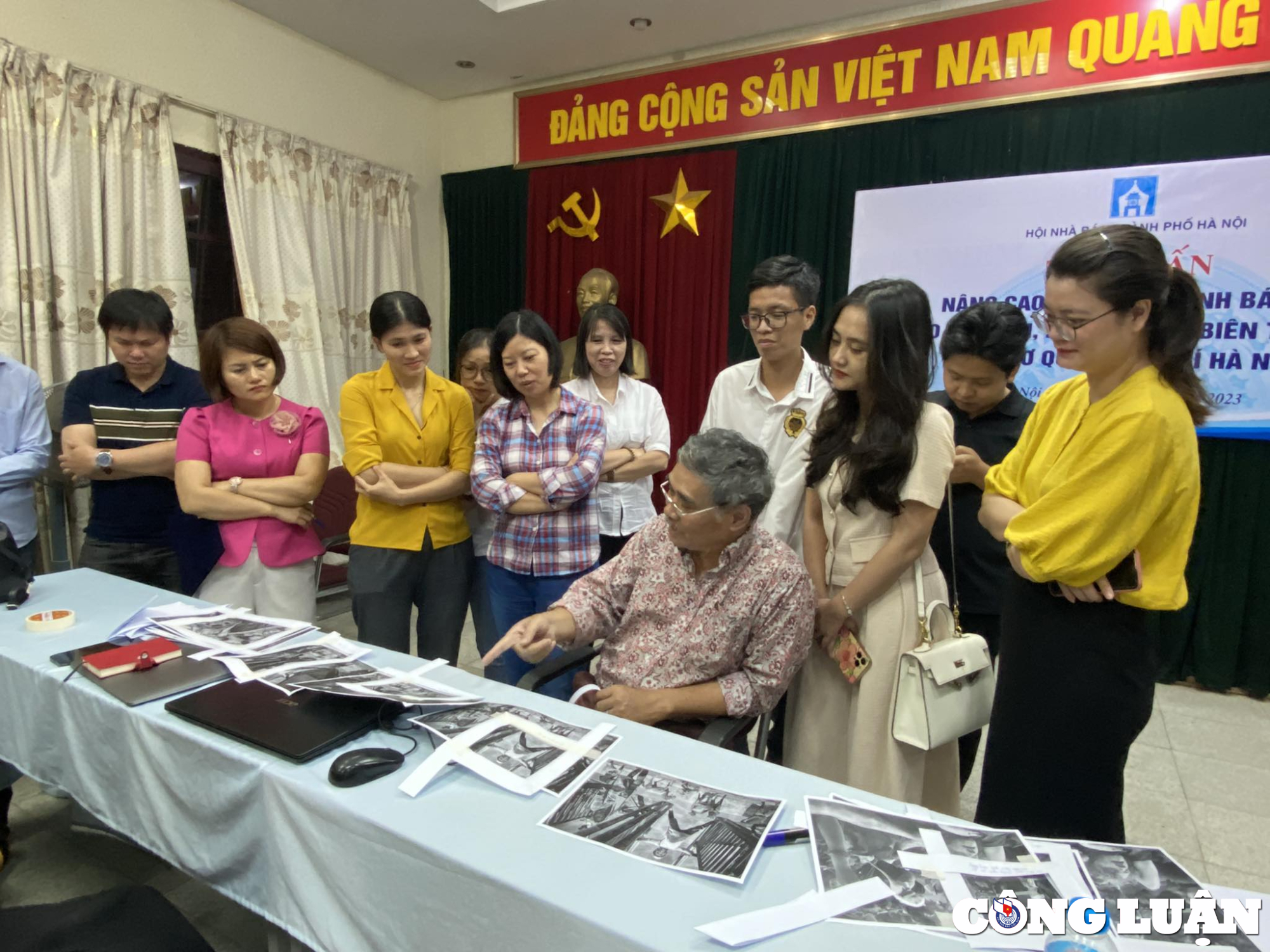 Asociación de periódicos de Hanoi, formación avanzada en periodismo para reporteros, foto 1