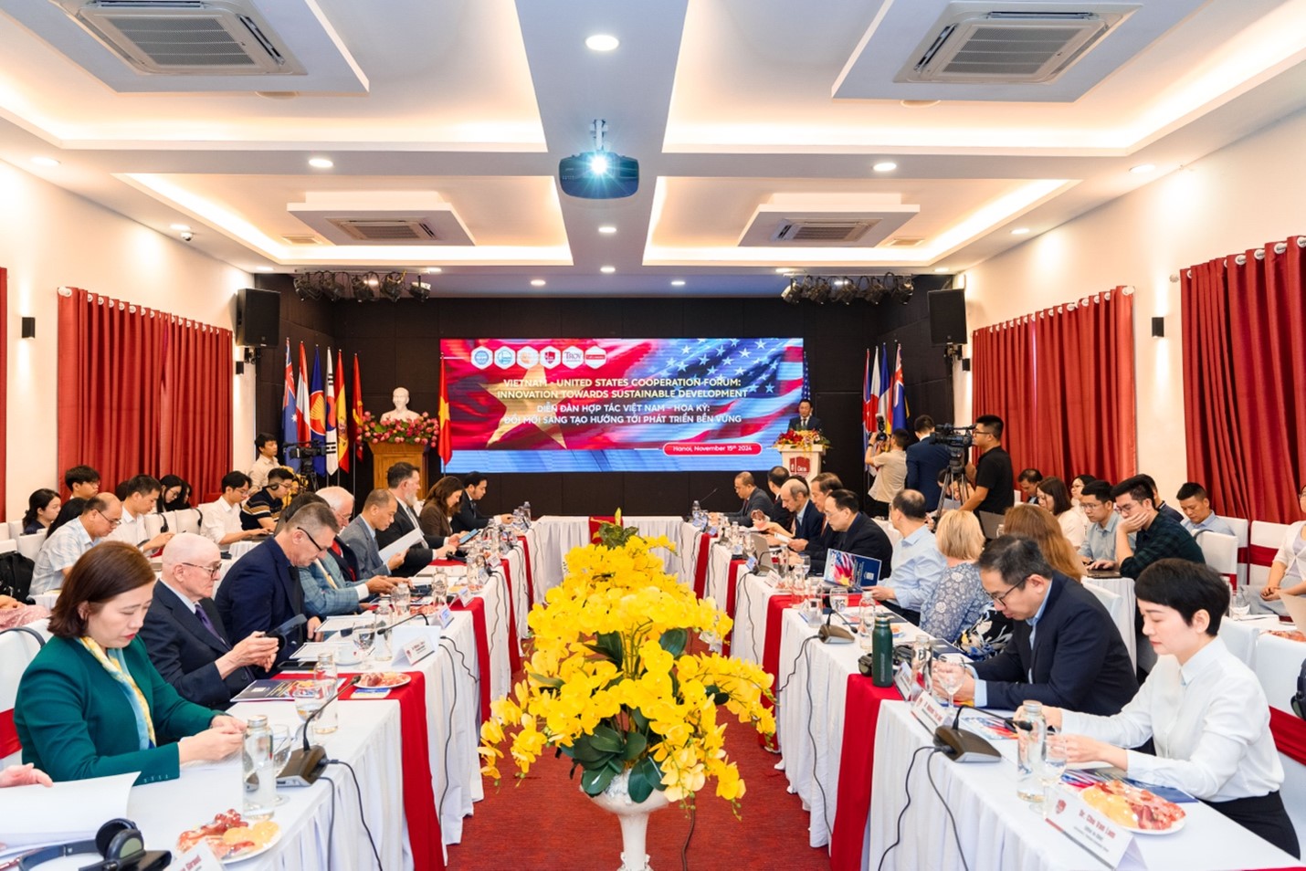 Vietnam - US Cooperation Forum: Innovation towards sustainable development