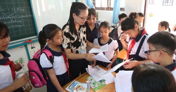 Future teacher goes to the island to teach