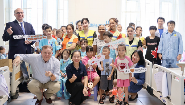 105 enfants de Da Nang bénéficient d'une aide pour les frais de chirurgie cardiaque grâce à un programme parrainé par VCF