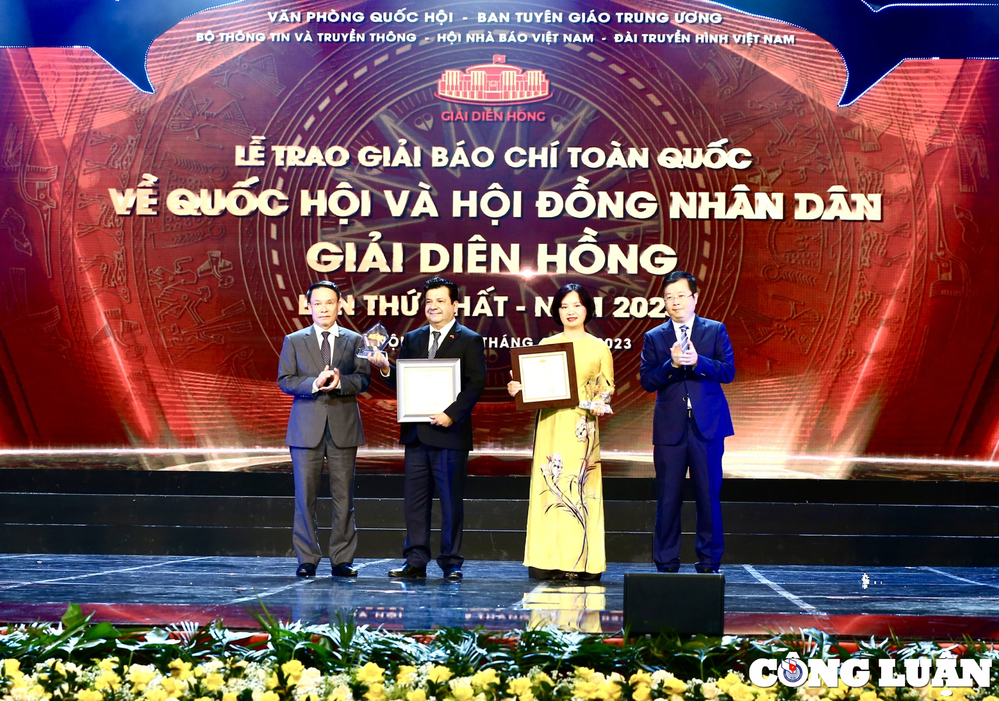 vinh danh cac tac pham doat giai dien hong lan thu nhat  nam 2023 hinh 2