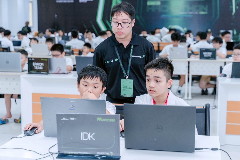 Chung kết FPT Edu Hackathon 2024 tranh tài AI từ tiểu học tới đại học - 2