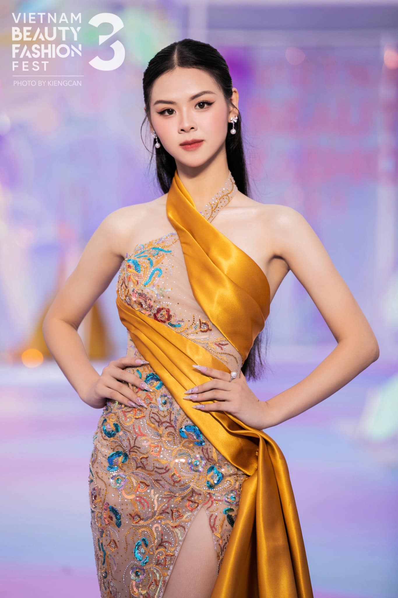 Hoa khôi bóng chuyền vào thẳng chung kết Miss World Vietnam 2023: 