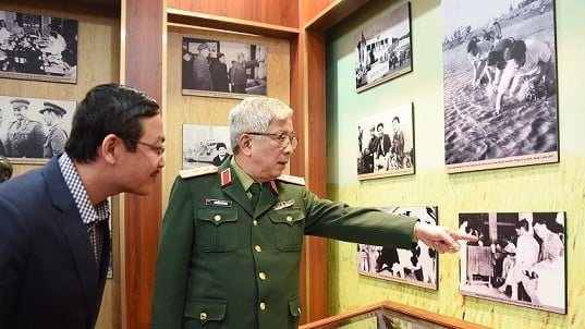 Le musée du général Nguyen Chi Thanh à Hanoi accueille les visiteurs pour une visite d'essai