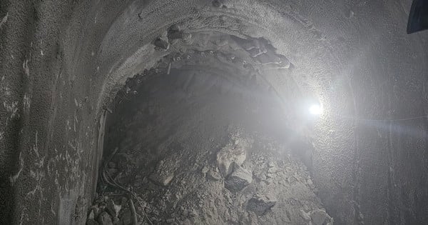 Le tunnel ferroviaire de Chi Thanh continue de s'effondrer après 5 jours de dépannage