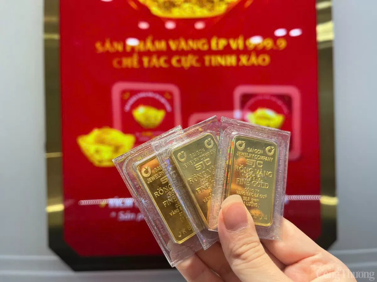 SJC gold bar and gold ring prices skyrocket