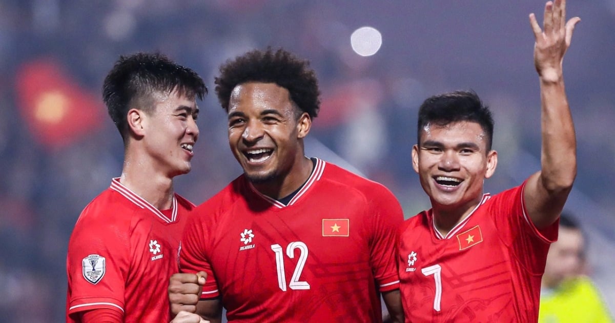 Giá vé xem tuyển Việt Nam đá chung kết AFF Cup cao chưa từng thấy