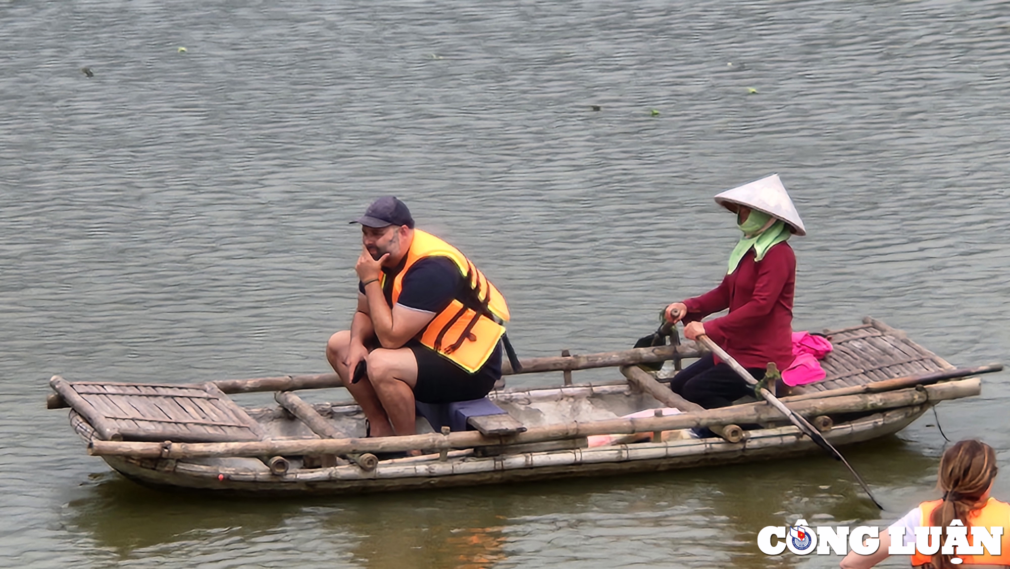 ve dam van long dam minh vao khung canh hoang so nhung yen binh tinh lang ma thu thai hinh 7
