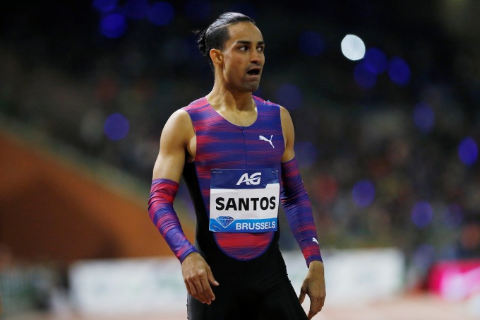 Luguelin Santos après sa victoire au 400 m de la Diamond League de l'IAAF à Bruxelles, en Belgique, le 1er septembre 2017. Photo : Reuters