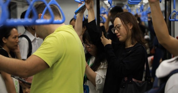 La línea 1 del metro tuvo un incidente inesperado en la estación Ba Son