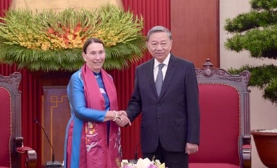 General Secretary and President To Lam receives President of the Australian Senate Sue Lines