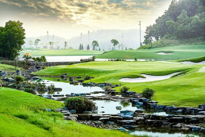 Legend Hill Country Club - ជាបទភ្លេងធម្មជាតិនៅតំបន់ភ្នំនៃ Soc Son។