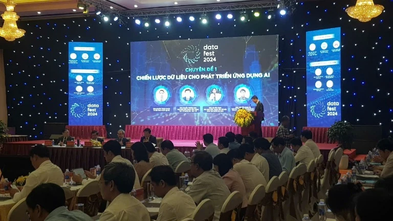 Ouverture du Vietnam Datafest