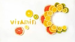 Vitamins are the 'saviors' of dry, rapidly aging skin