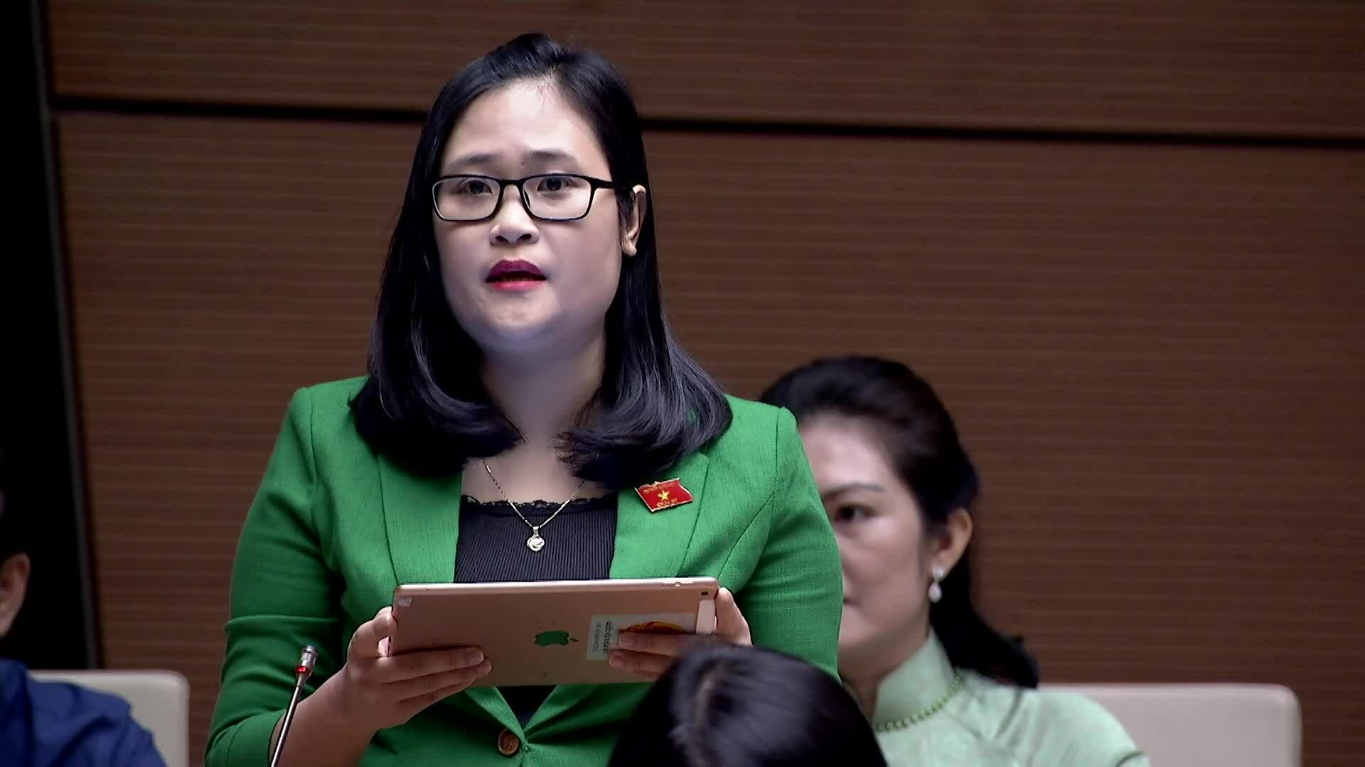 Vidéo Salaire des enseignants de Ha Anh Phuong