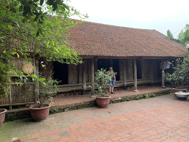 L'ancien village de Duong Lam avec des efforts pour préserver les maisons anciennes et attirer les touristes - Photo 5.