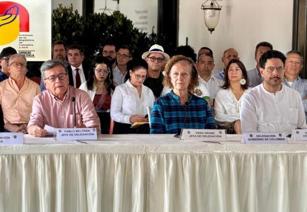 Peace talks between the Colombian government and ELN forces resume