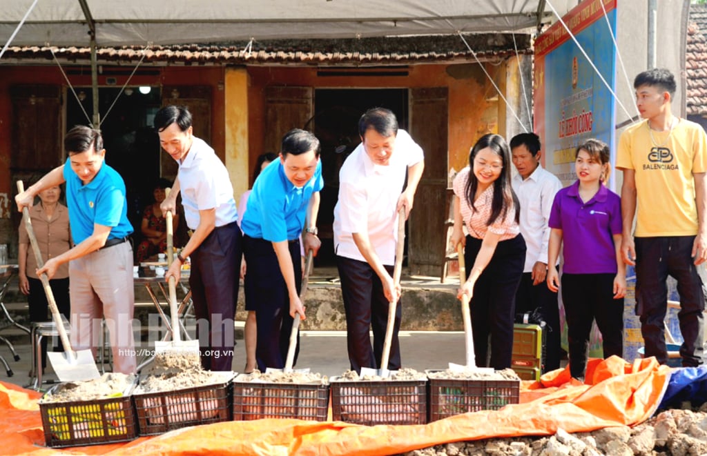 เริ่มก่อสร้างอาคารที่พักสหภาพฯ สำหรับสมาชิกสหภาพฯ ในสถานการณ์ที่ยากลำบาก