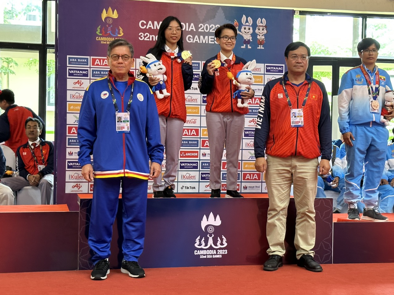 Trưởng đoàn Đặng Hà Việt: 'Chúng tôi không ngồi yên nhìn VĐV Việt Nam chịu bất công' - Ảnh 1.