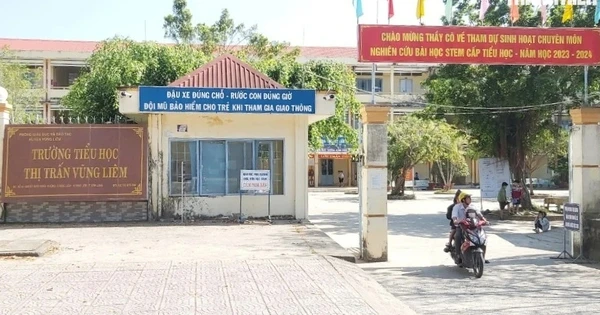 Kỷ luật cảnh cáo cô giáo dùng thước đánh học sinh bầm tím