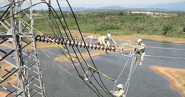 Fortschritte bei der Errichtung einer 500-kV-Leitung sollen Stromknappheit im Norden beheben