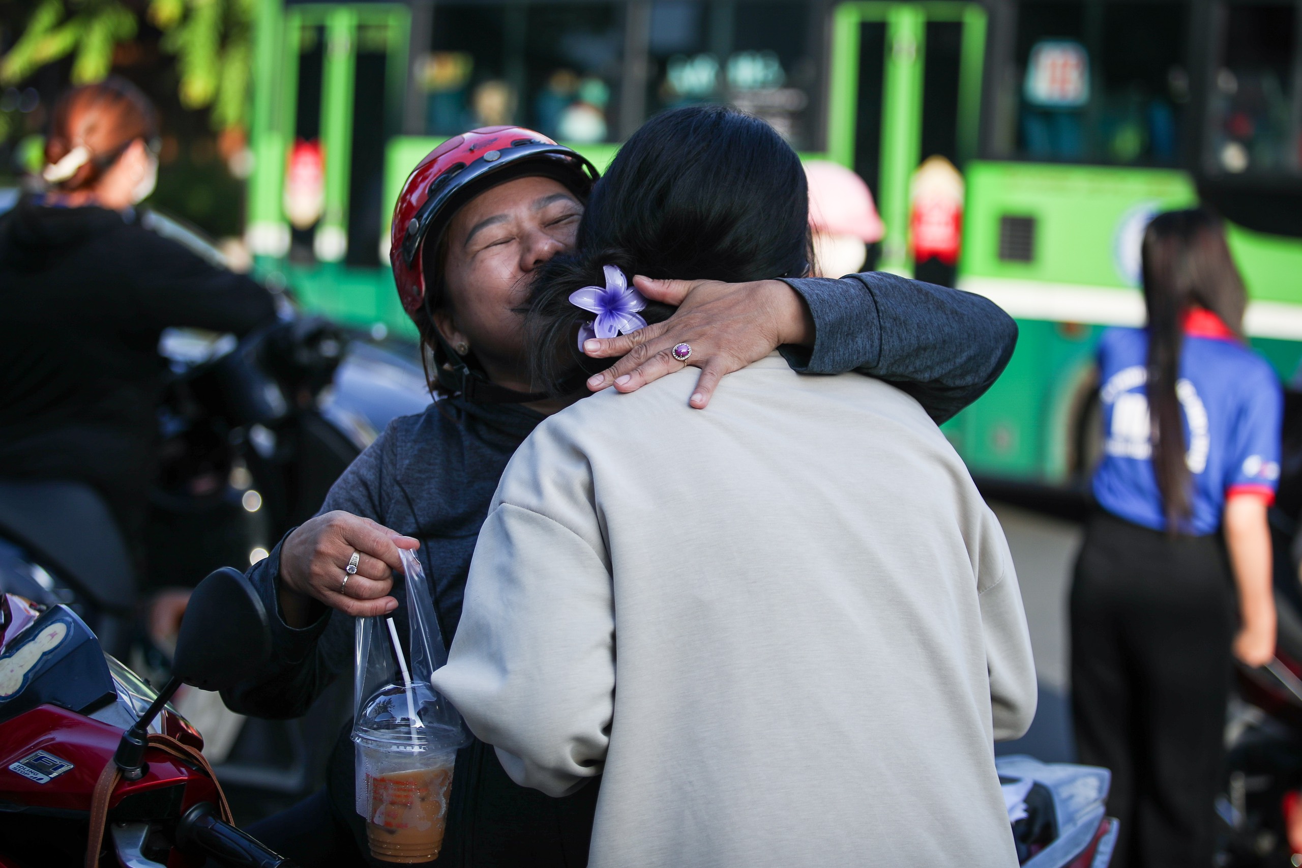 Ngày gia đình Việt Nam: Mẹ học lớp 3 mong con vào ĐH, một đời bình an- Ảnh 7.