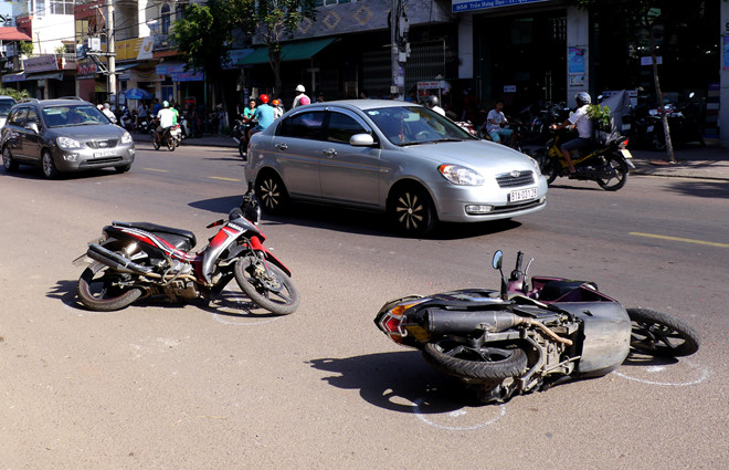 El seguro de motocicleta puede recibir una indemnización de hasta 150 millones de VND, caso 1