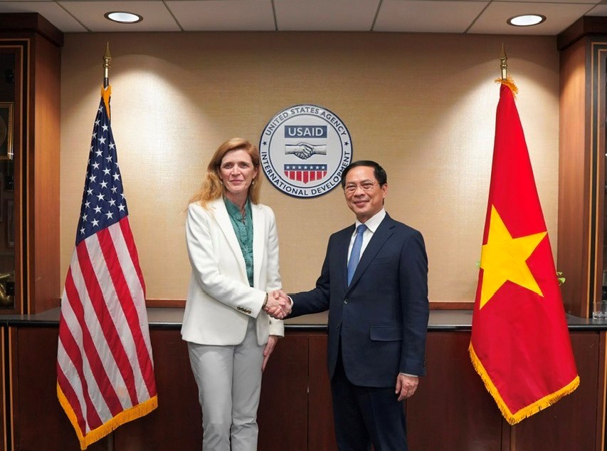 USAID always prioritizes relations with Vietnam