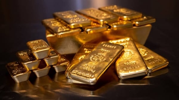 Gold slightly volatile after US inflation data