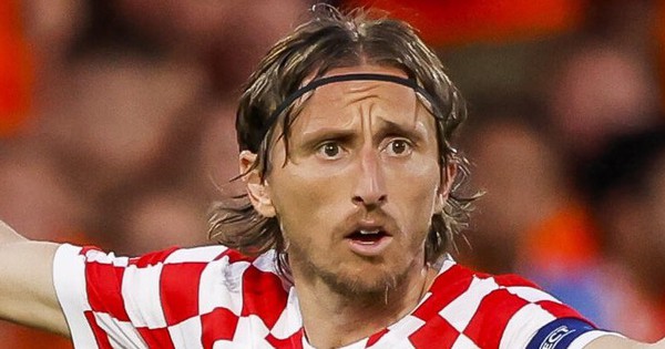 Modric lần thứ 3 từ chối lời mời ‘khủng’ 200 triệu euro từ Ả Rập Xê Út