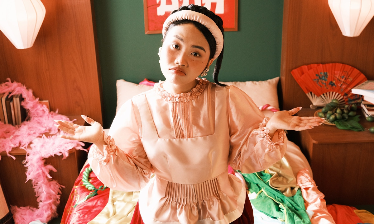 PGS.TS Lê Văn Toàn: "Làm mới âm nhạc dân gian Việt Nam như Hoàng Thùy Linh đang được giới trẻ yêu thích" - Ảnh 2.