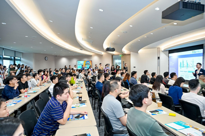 นักเรียนสามารถทดลองเรียนตัวอย่างฟรีได้ในงาน HKU Experience Day ภาพ: HKU