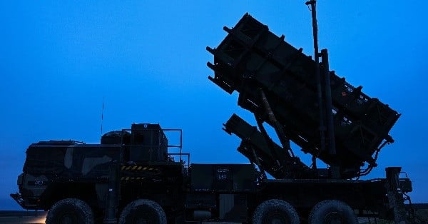 How was the Patriot missile defense system taken down by the Kinzhal in Ukraine?