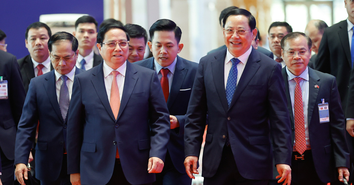 Vietnam will help Laos become a connected country, aiming for 5 billion USD in bilateral trade