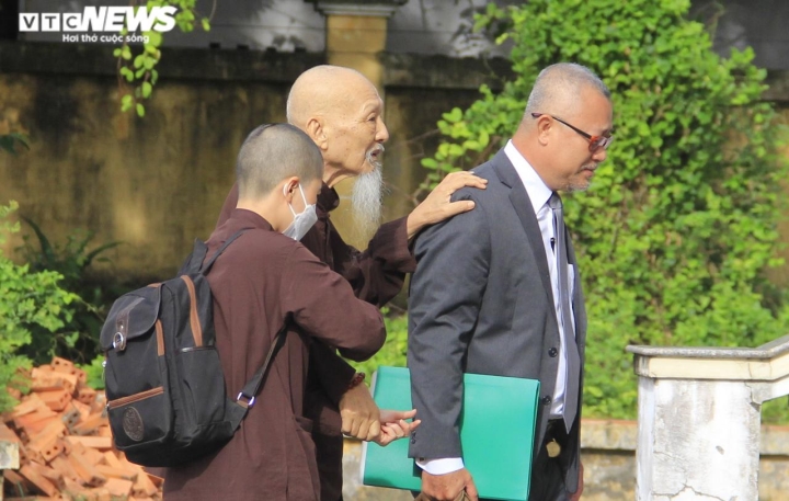 Affaire du monastère de Bong Lai : la police lance un avis de recherche pour 3 avocats - 1