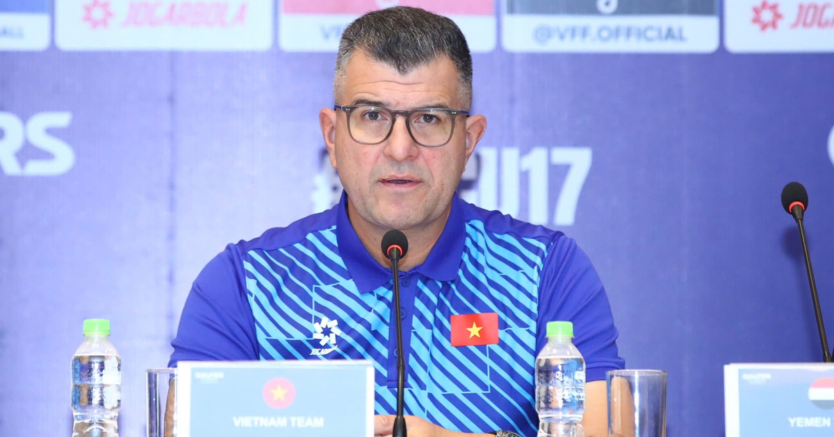 'Rival Kyrgyzstan does not let U.17 Vietnam play football'