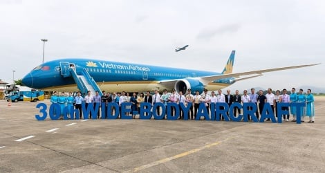 Vietnam Airlines đón thêm siêu máy bay thân rộng Boeing 787-10