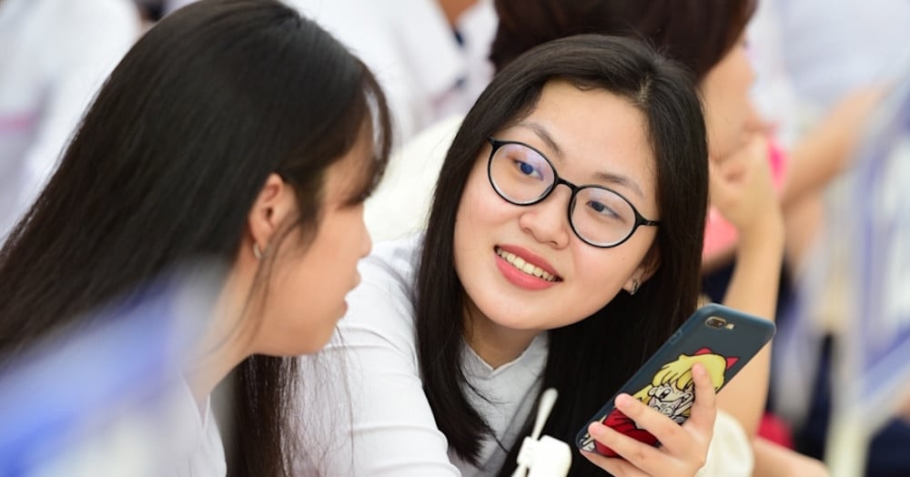 3 schools, despite their young age, have the first and second highest 10th grade benchmark scores in Ho Chi Minh City