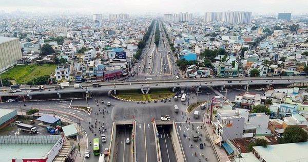 En moyenne, chaque ménage de Ho Chi Minh-Ville reçoit une compensation de 3,5 milliards de dollars grâce à l'autoroute Moc Bai.