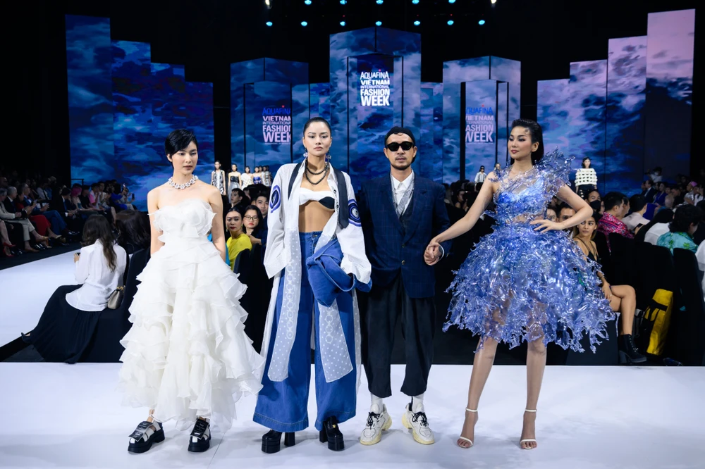 Die Designs von Vo Cong Khanh in der letzten Saison der Vietnam International Fashion Week. (Foto: Organisationskomitee)
