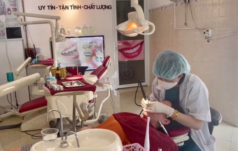 Inspect and handle unlicensed dental facilities