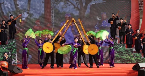 Opening of the 7th Then singing and Tinh lute art festival