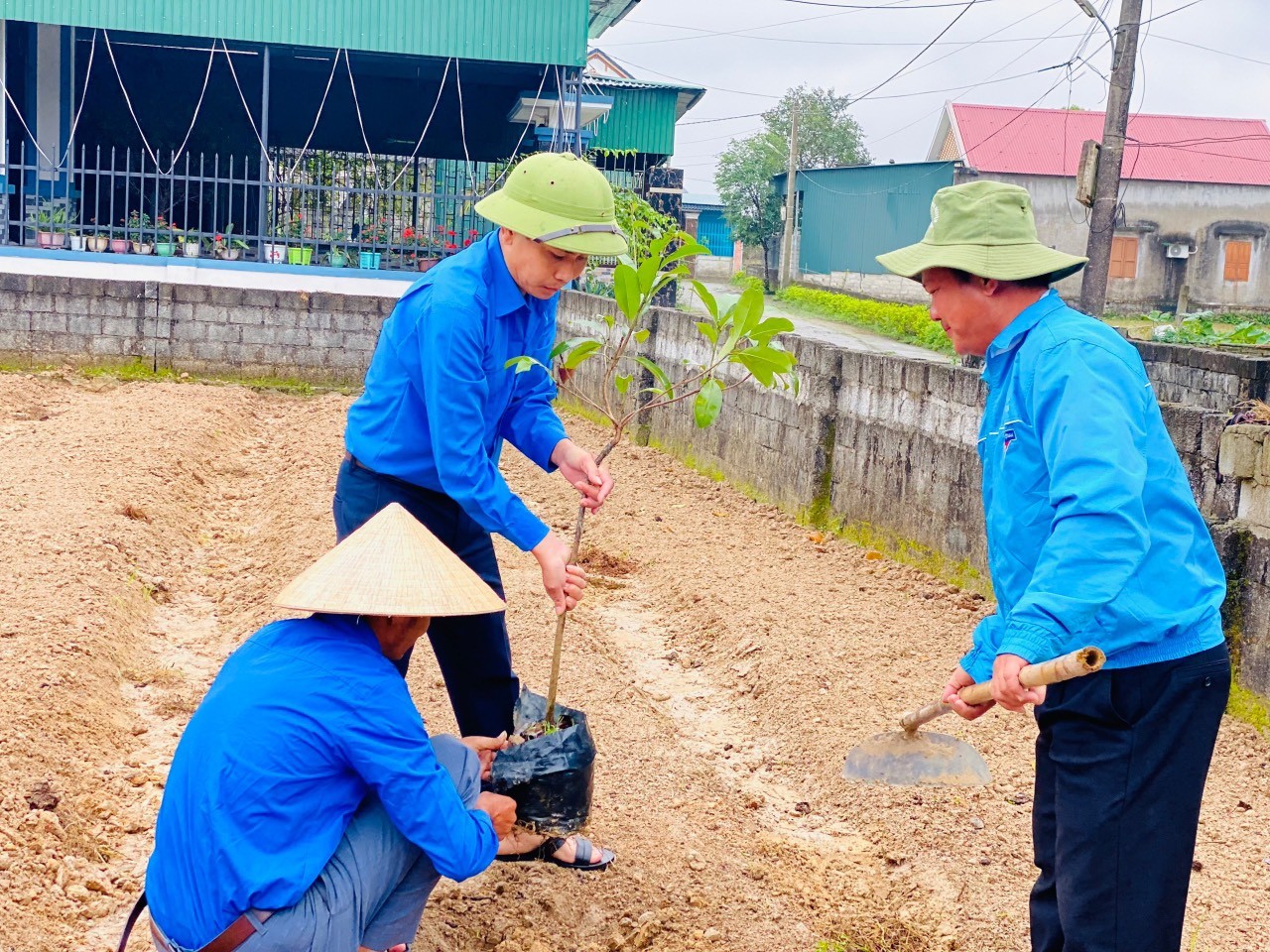 សម្ពោធខែយុវជន យុវជន Ha Tinh ធ្វើអ្វីៗមានអត្ថន័យជាច្រើន រូបថត ៥