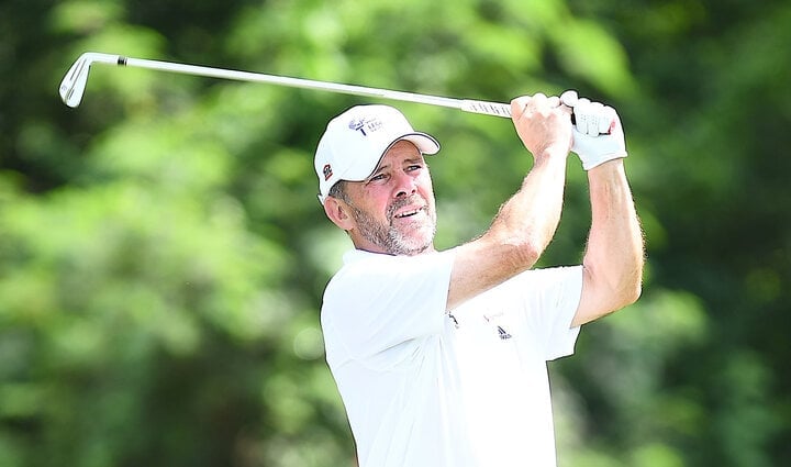 Malcolm MacKenzie remporte le HIO.