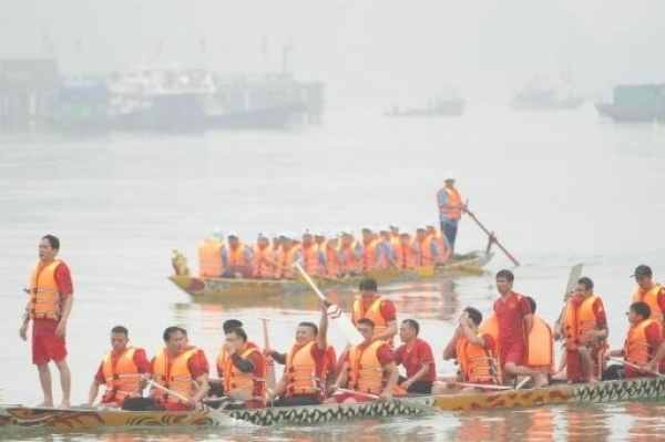 Quang Ninh: 12 island districts nationwide participate in boat racing festival